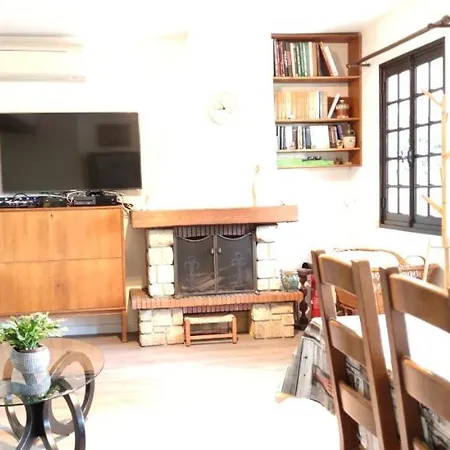 Chalet les falaises Saint-Léonard Extérieur photo